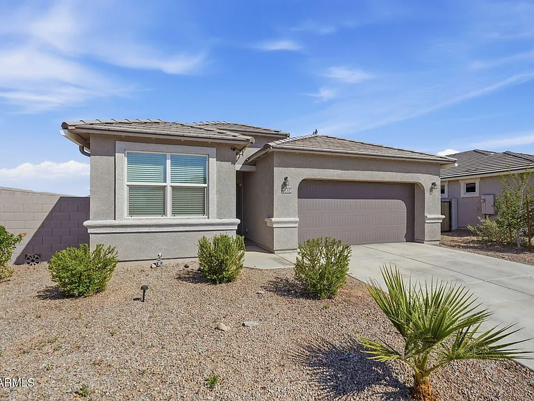 35834 W San Ildefanso Ave — Photo 4
