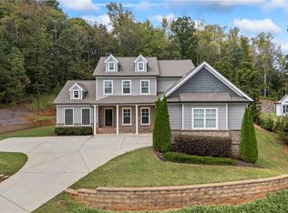 4211 Quail Creek Dr, Flowery Branch, GA 30542
