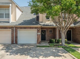 2445 Southcourt Cir, Irving, TX 75038