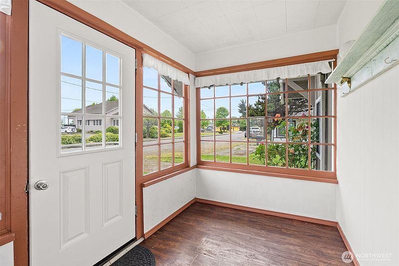 4th image of 519 Duffy Street