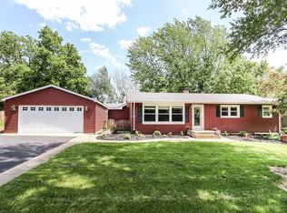 1919 Western Ave, Geneva, IL 60134