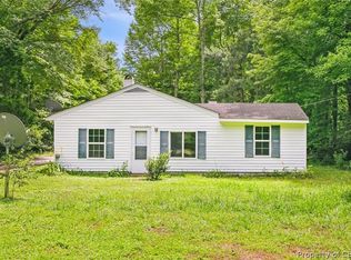 630 Hallieford Rd, Cobbs Creek, VA 23035