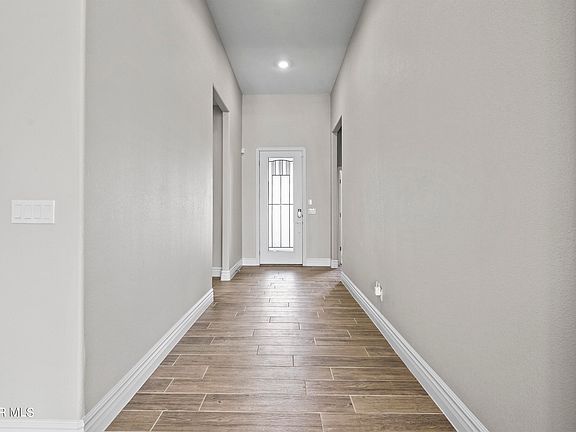 3rd image of 221 Emerald Tower Dr
