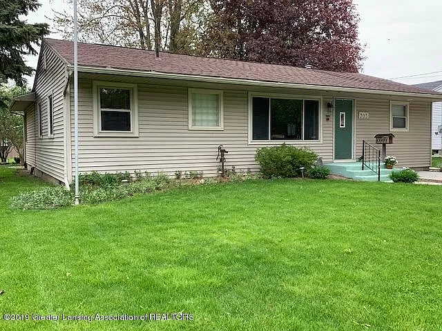 703 S Swegles St photo 1