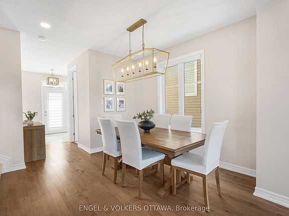 3rd image of 272 Meynell Rd