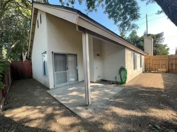2013 Floyd Ave, Modesto, CA 95355