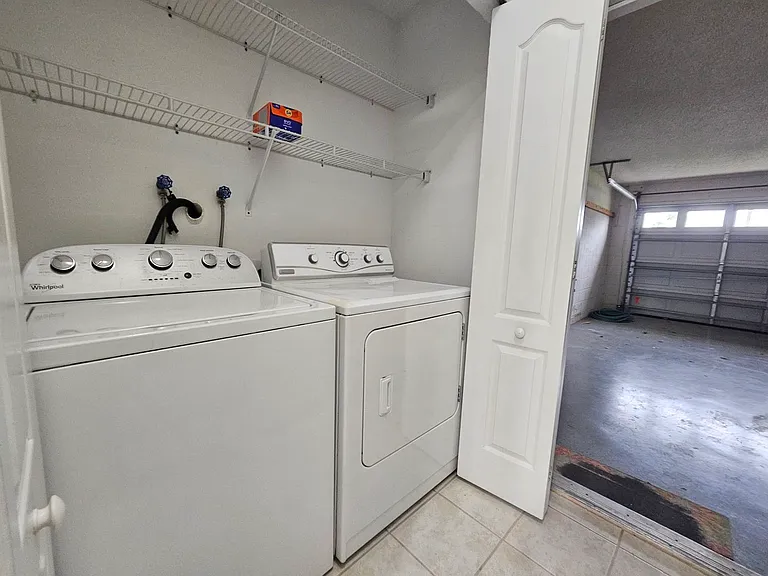 15230 Markham Dr — Photo 14