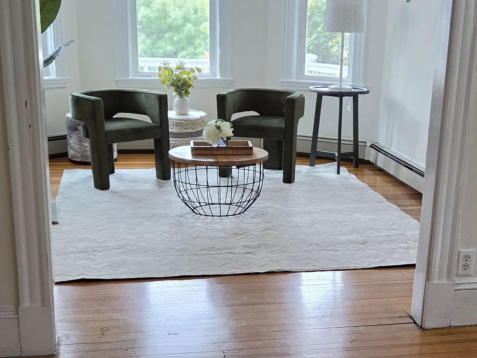 2 bed, 1035 sqft, $3,500 — Photo 3