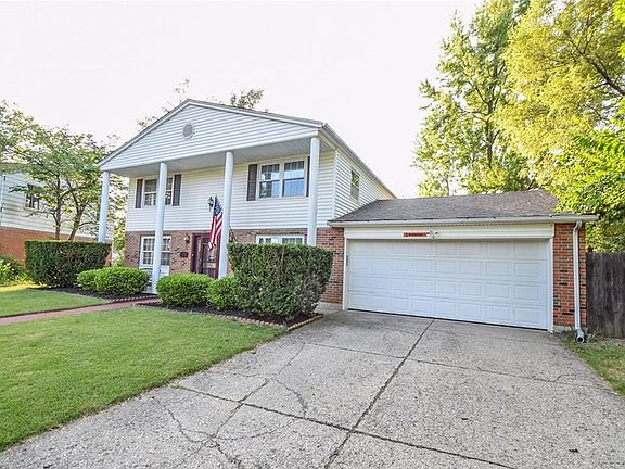 5th image of 7133 Mandrake Dr