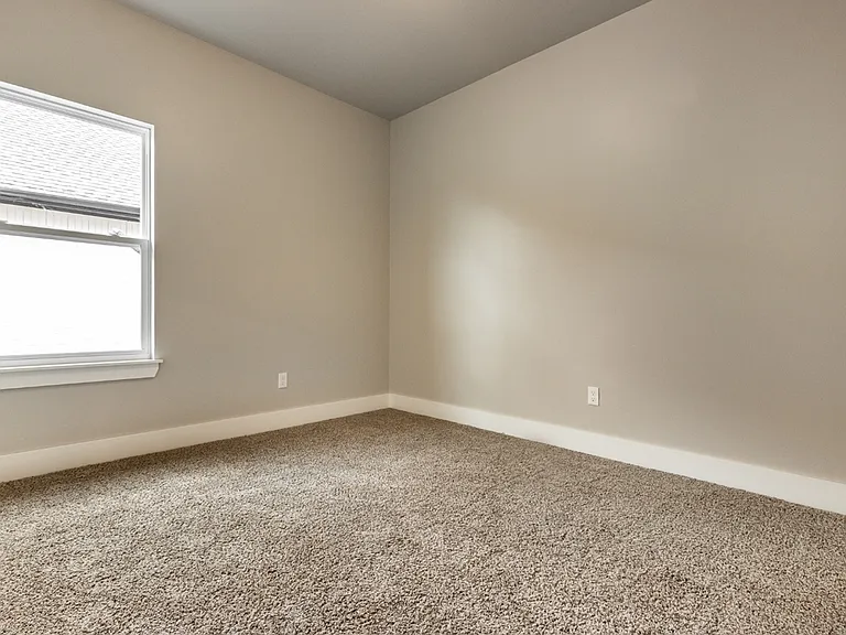 2541 Fallview Dr — Photo 13