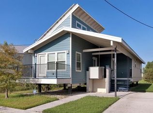 1932 Deslonde St, New Orleans, LA 70117
