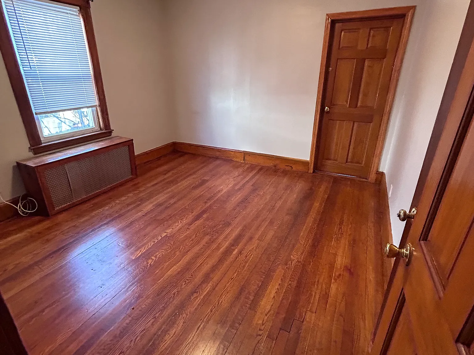 2 bed, 1000 sqft, $2,600 — Photo 3