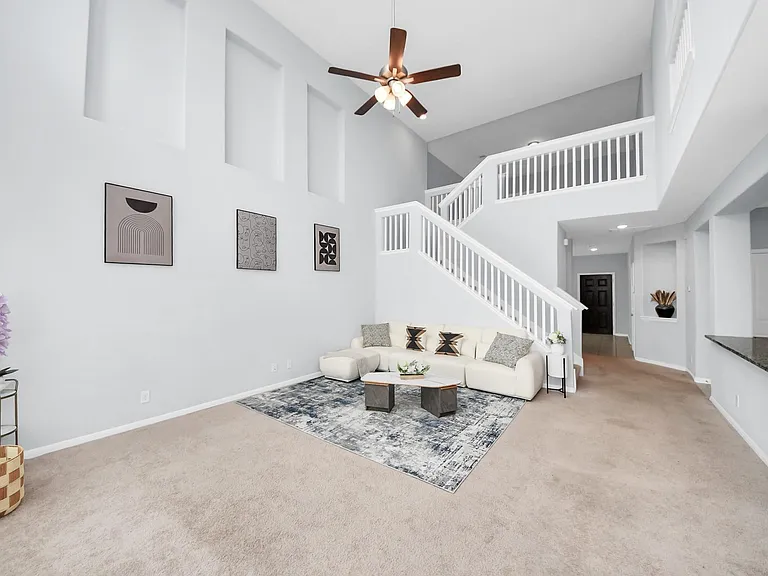 208 Salange Ln — Photo 23