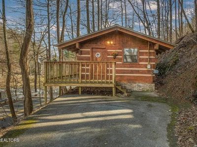 1470 Cherohala Skyway, Tellico Plains, TN, 37385