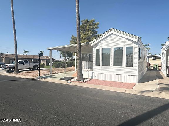 3rd image of 955 S NICKEL Drive