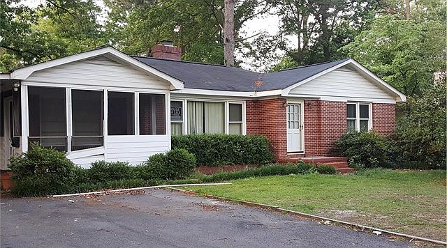 1st image of 305 Bernard Dr
