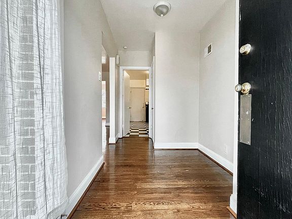 4th image of 7255 Balson Ave
