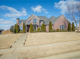 5408 E Appalachian Way, Fayetteville, AR 72703