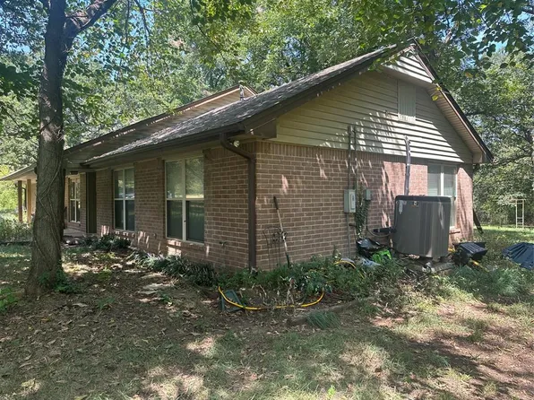 34 Redbud Ln, Shawnee, OK 74801