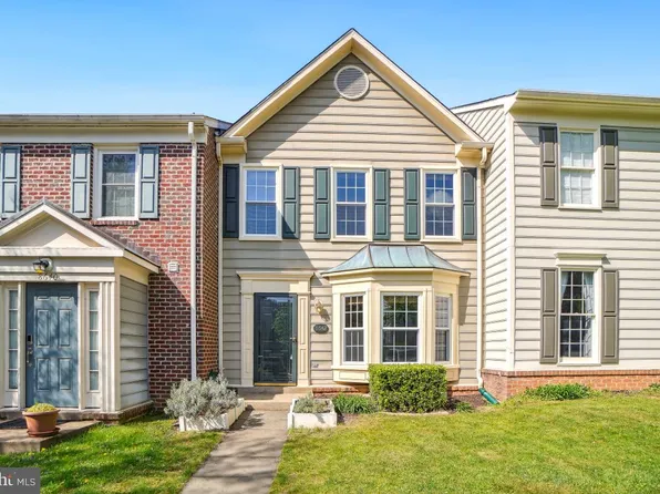 8642 Fountain Valley Dr, Montgomery Village, MD 20886