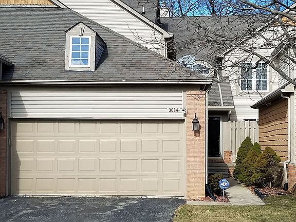 4th image of 3084 Bay Front Ct