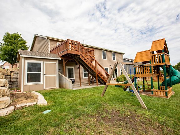 4th image of 217 Highland Pointe Dr