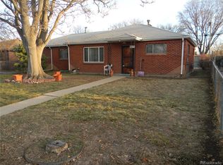 1560 Phoenix Ct, Thornton, CO 80229
