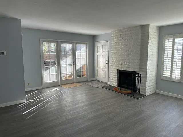 3 bed, 2.5 bath, 1651 sqft, $3,400 — Photo 3