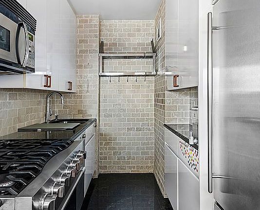 5th image of 245 E 93rd St APT 19H