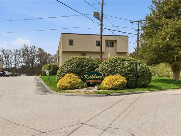 196 Old River Rd APT 8F, Lincoln, RI 02865