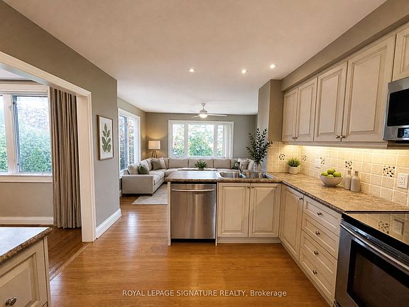 3rd image of 48 Carsbrooke Rd