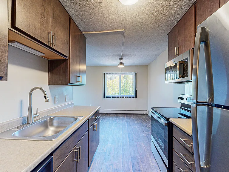 Meadowview — Photo 15