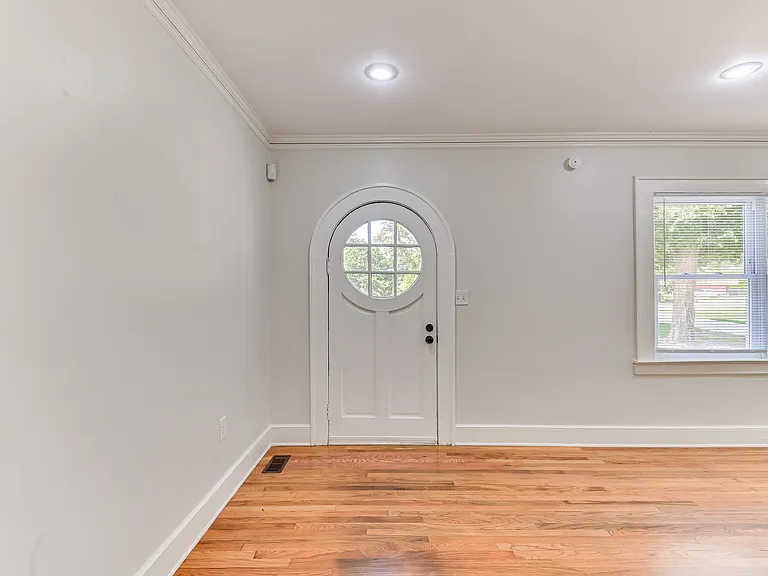 2353 Redwood Dr — Photo 5