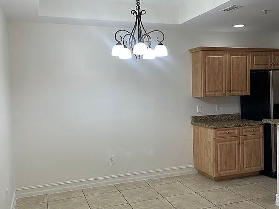 3rd image of 710-724 SW 47th St #109