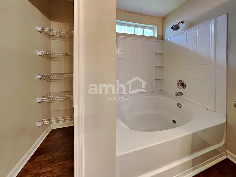 108 Elbow Cir — Photo 9