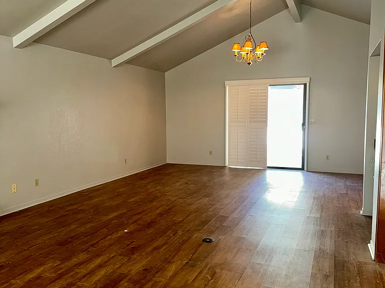 3650 W Beechwood Ave — Photo 3