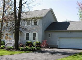 4 Cambridge Ct, Wappingers Falls, NY 12590