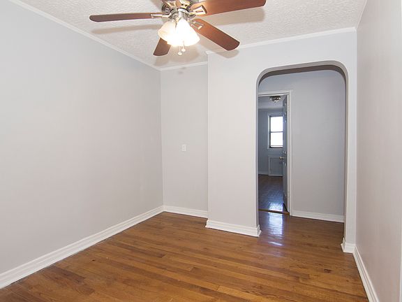 3rd image of 20-60 23rd St #2