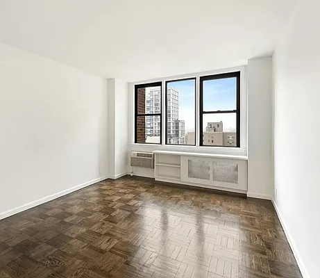 Rented by J Garson LLC | media 16