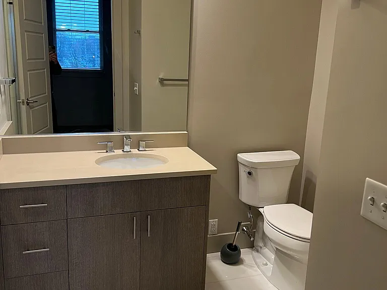 622 Gross St #303 — Photo 12