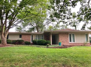 830 Westwood Dr, Ballwin, MO 63011