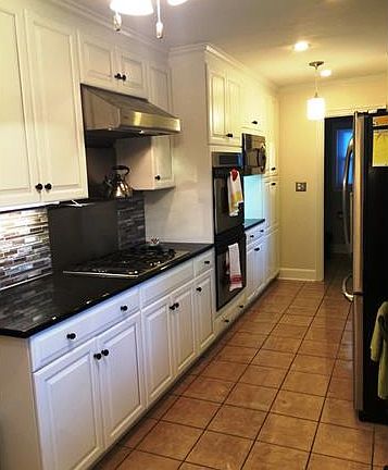 4th image of 4222 Pepperidge Dr
