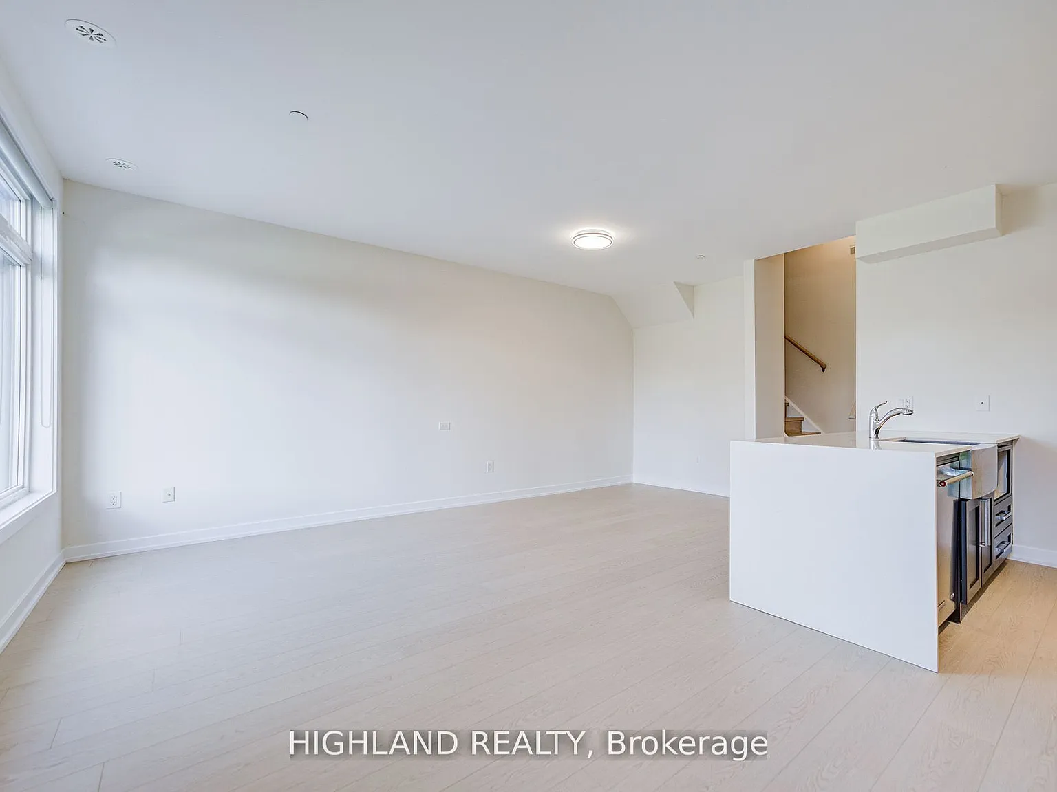 3 bed, $3,800 — Photo 4