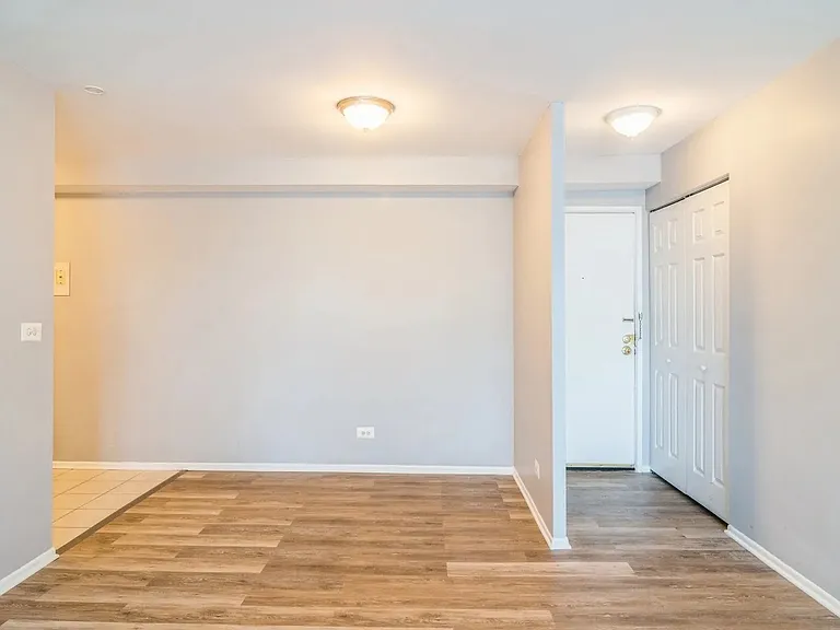 1227 S Harlem Ave #507 — Photo 4