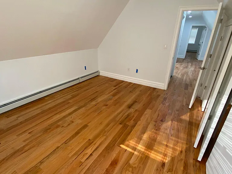 422 Saint Lawrence Ave #2 — Photo 8