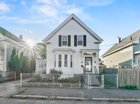 41 Coral St, Lowell, MA 01851