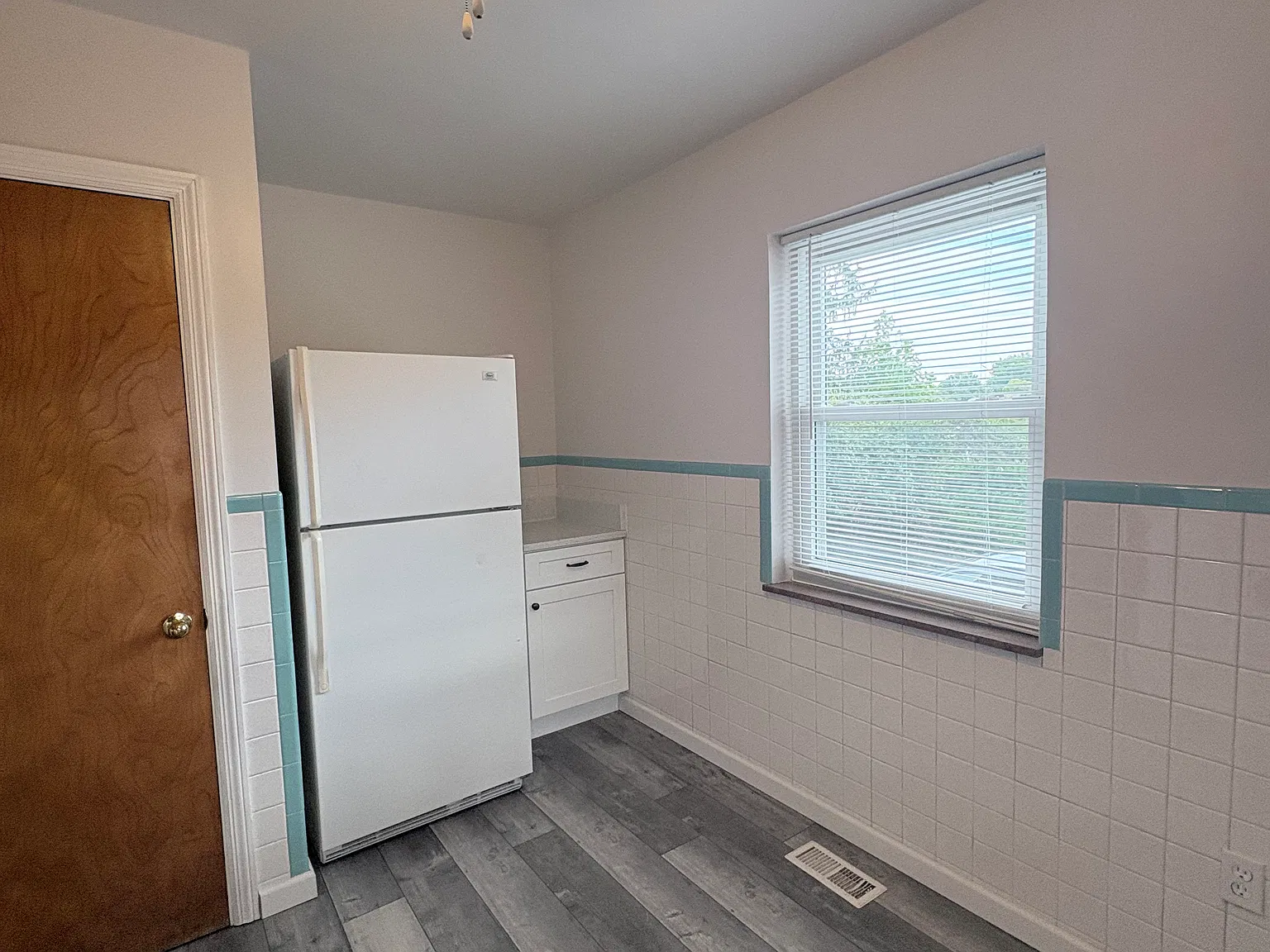1139 Old State Rd — Photo 3