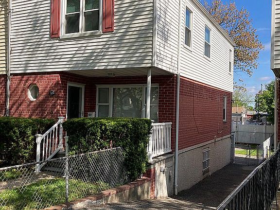 2nd image of 3154 Randall Ave