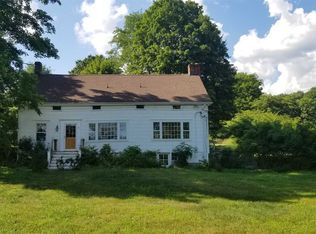 1237 Hollow Rd, Clinton Corners, NY 12514