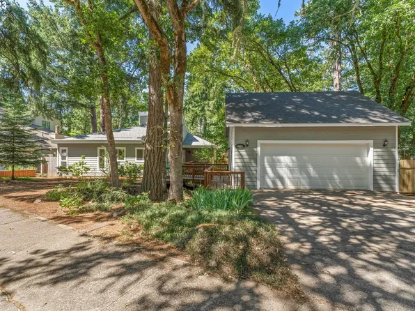 4881 Mahalo Dr, Eugene, OR 97405